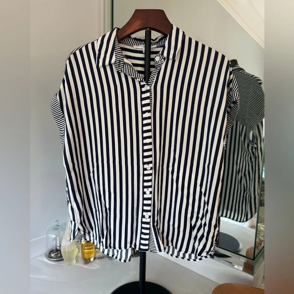 Jane + Delancey Blue and White Striped Shirt US M